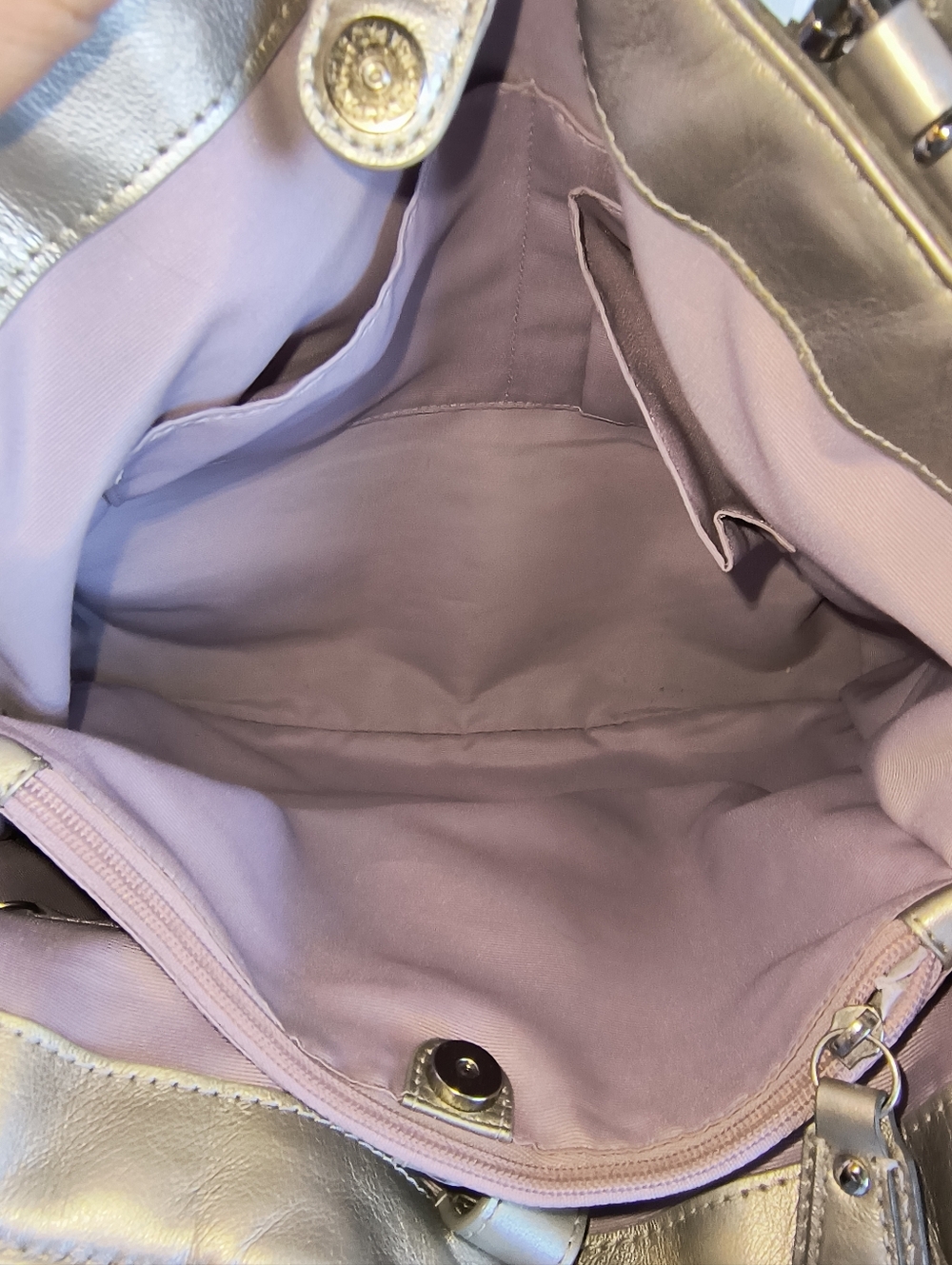 COACH Authentic SOHO METALLIC Signature NS Tote HANDBAG F18910 $348 RETAIL EUC - Picture 5 of 7